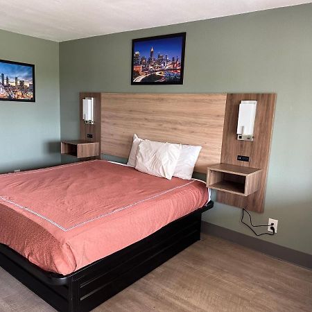 Deer Acres Inn Монро Экстерьер фото