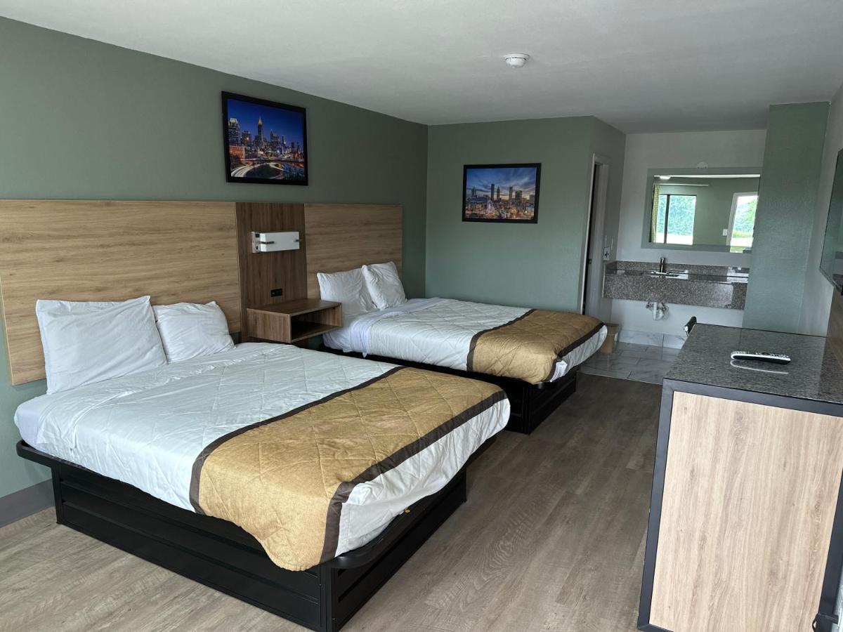Deer Acres Inn Монро Экстерьер фото